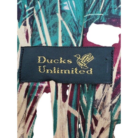 VTG 90s Ducks Unlimited Mallard Waterfowl Hunting Wildlife Silk Tie Made in USA - Picture 2 of 9